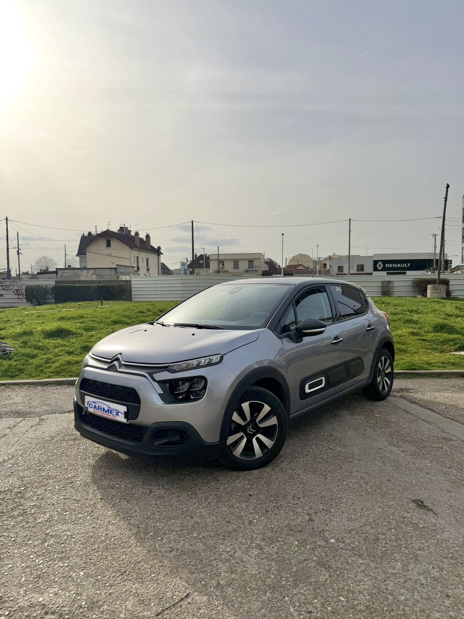Photo principale de Citroën C3 Shine Max 110ch full option